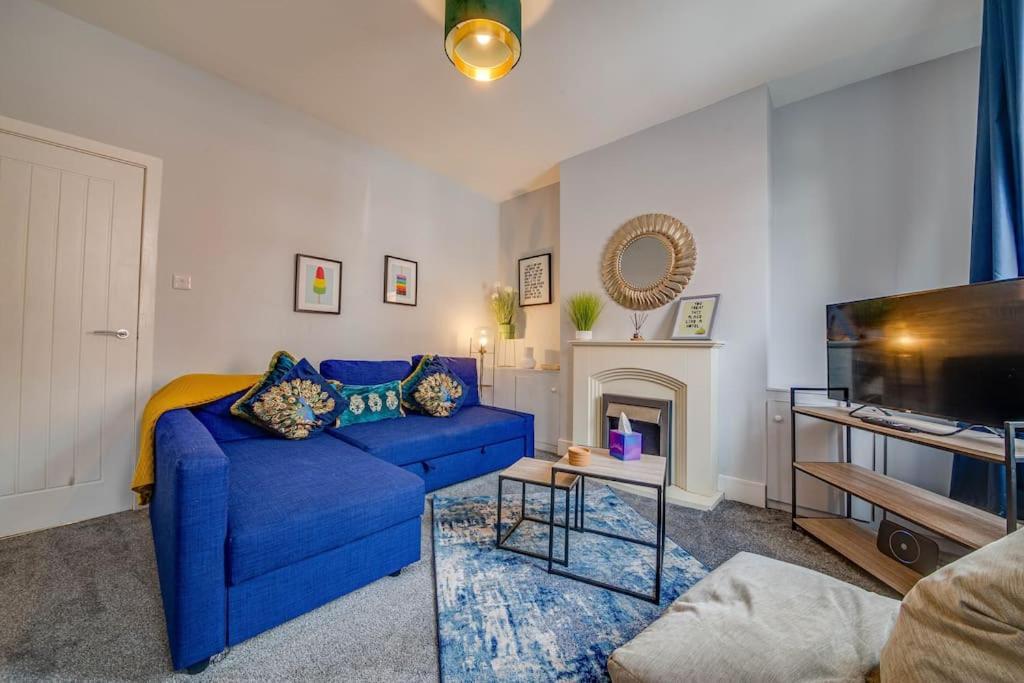 Glasswing Stays Liquorice Lodge Castleford Extérieur photo
